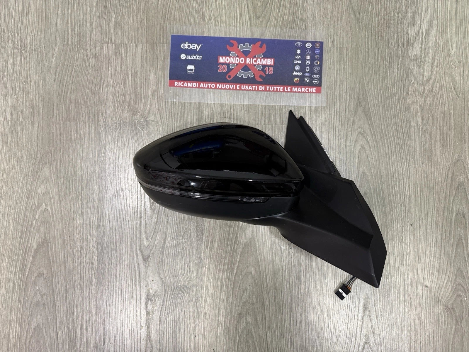 Specchietto Retrovisore Lato Destro Nero E Ricambi Per Peugeot 2008 Dal 2019