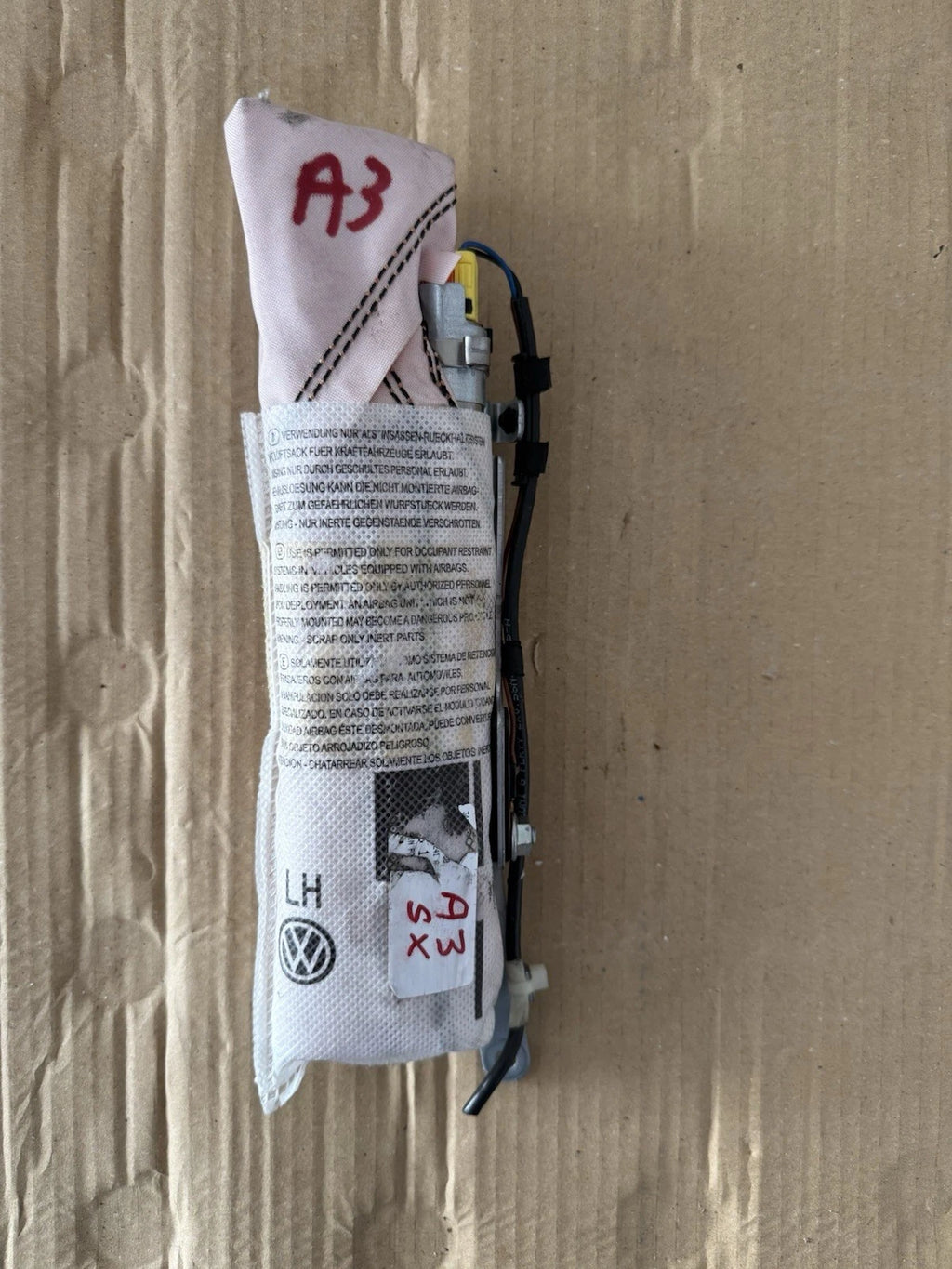 Carica Airbag Sedile Lato Sinistro E Ricambi Per Audi A3 E Audi S3 Modello 8V