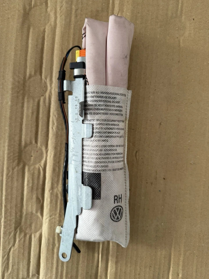 Carica Airbag Sedile Lato Sinistro E Ricambi Per Audi A3 E Audi S3 Modello 8V