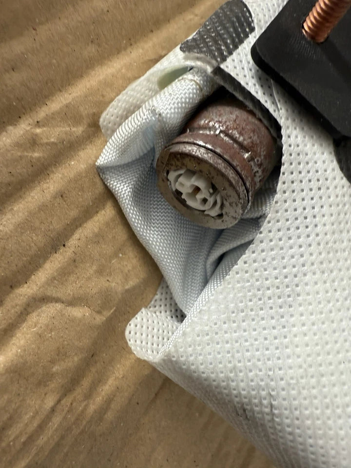 Carica Airbag Sedile Lato Sinistro E Ricambi Per Nuova Opel Corsa F