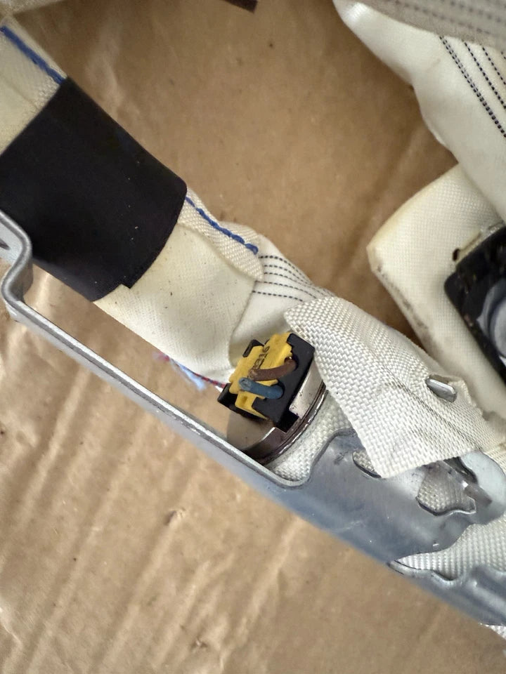 Carica Airbag Tendina Cielo Lato Destro Per Ford Focus Dal 2011 A 2017